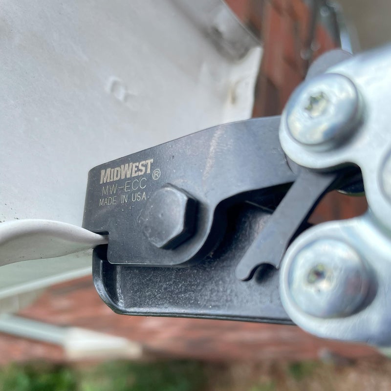 Midwest Snips MIDWEST Gutter End Cap Crimper - End-Cap to Gutter Tempered Steel Crimper with Adjustable Throat Depth & Heavy Duty Steel - MW-ECC - Image 5